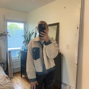 Stylish Denim and Sherpa Jacket